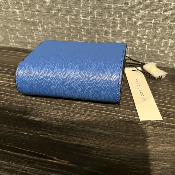 NWT MARC JACOBS THE LEATHER MINI COMPACT WALLET BLUE - Picture 4 of 6